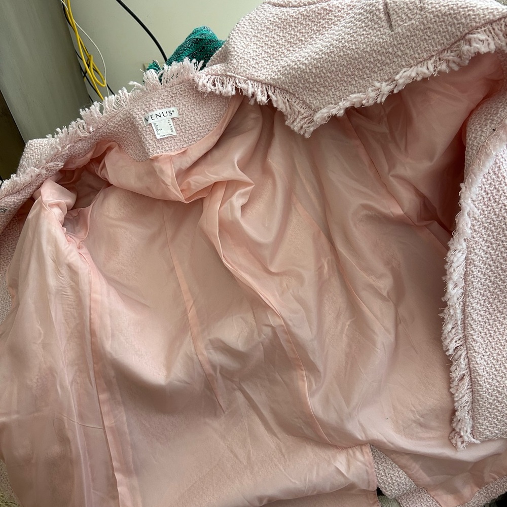 Venus Pink Tweed Fringed Coat - Picture 11 of 12